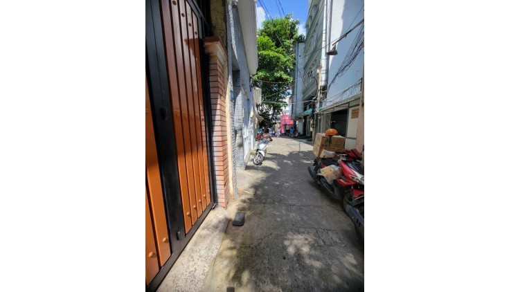 NHÀ ĐẸP, ÚT TỊCH, TÂN BÌNH, 4.8 x 14, 3 TẦNG ĐÚC BTCT, HẺM 8m, 12 Tỷ